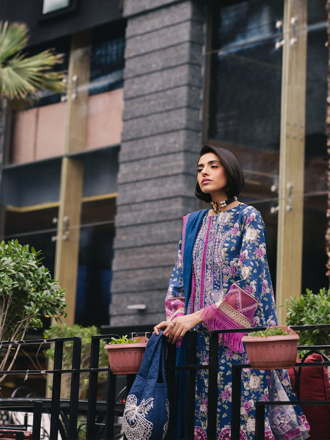 D-03 Ires | 3 Pc Unstitched Lawn Suit Boardway By Mahnur