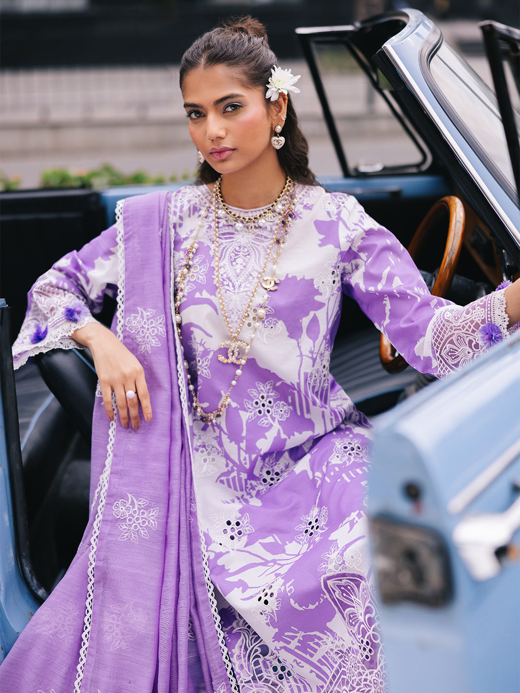 D-07 Viola | 3 Pc Unstitched Lawn Suit Boardway By Mahnur