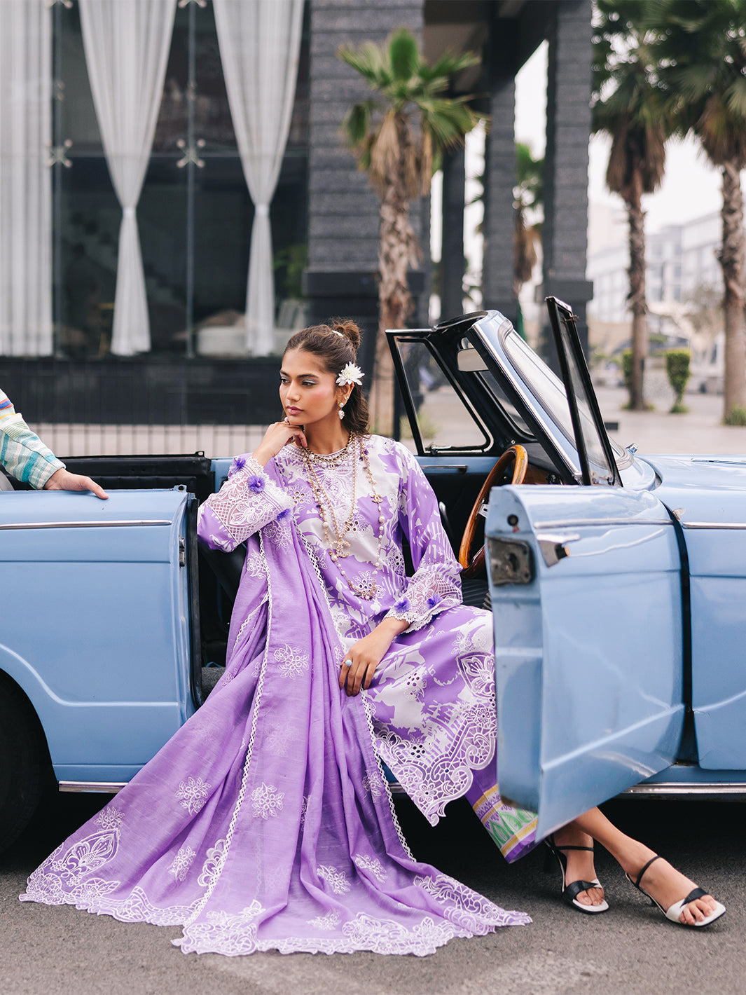 D-07 Viola | 3 Pc Unstitched Lawn Suit Boardway By Mahnur