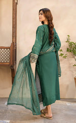 02 | 3 Pc Unstitched Suit Lawn Festive Collection Sanam Saeed